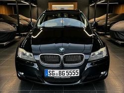 Schwarz Gebraucht 2011 BMW 318 Sport Line Kombi | 3.500 € (Fairer Preis)