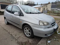 Silber Gebraucht 2004 Chevrolet Tacuma Van / Kleinbus | 1.999 €