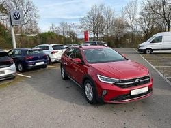 Kings red metallic Gebraucht 2023 VW Taigo Life SUV | 26.888 € (Fairer Preis)