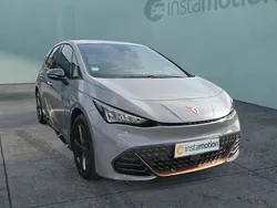 Grau Gebraucht 2024 Cupra Born Kleinwagen | 35.240 € (Etwas zu teuer)