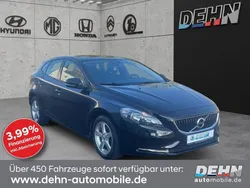 Schwarz Gebraucht 2017 Volvo V40 Business Edition Kombi | 15.950 € (Fairer Preis)
