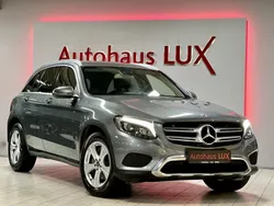 Selenitgrau metalliclack Gebraucht 2018 Mercedes GLC220 SUV | 29.990 € (Fairer Preis)