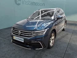 Blau Gebraucht 2023 VW Tiguan R-line SUV | 35.120 € (Fairer Preis)