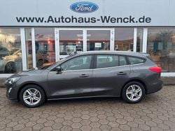 Grau Gebraucht 2019 Ford Focus Cool & Connect Limousine | 13.970 € (Fairer Preis)