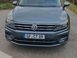 Grau Gebraucht 2018 VW Tiguan Allspace Highline SUV | 25.900 € (Fairer Preis)