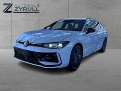 Weiß Gebraucht 2024 VW Passat R-line Kombi | 44.490 € (Teuer)