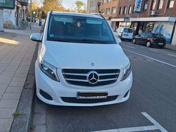 Weiß Gebraucht 2016 Mercedes V250 Van / Kleinbus | 29.900 € (Superpreis)