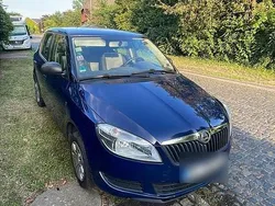 Blau Gebraucht 2013 Skoda Fabia Active Kleinwagen | 2.900 € (Guter Preis)