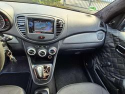 Schwarz Gebraucht 2011 Hyundai i10 Style Kleinwagen | 2.400 € (Guter Preis)