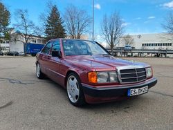 Rot Gebraucht 1989 Mercedes 190 Limousine | 10.550 €