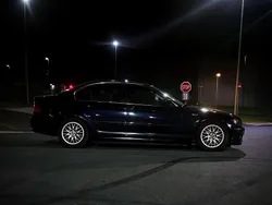 Blau Gebraucht 2002 BMW 320 Limousine | 1.999 € (Guter Preis)