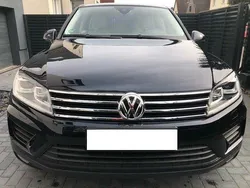 Blau Gebraucht 2015 VW Touareg Exclusive SUV | 25.000 € (Guter Preis)