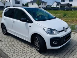 Weiß Gebraucht 2019 VW up! high up! Kleinwagen | 11.980 € (Fairer Preis)