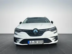 Weiß Gebraucht 2023 Renault Mégane IV Techno Limousine | 26.599 € (Teuer)