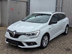 Weiß Gebraucht 2018 Renault Mégane IV LIMITED Limousine | 11.900 € (Fairer Preis)