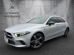 Silber Gebraucht 2021 Mercedes A250 Limousine | 21.950 € (Fairer Preis)