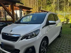 Weiß Gebraucht 2016 Peugeot 108 Kleinwagen | 6.499 € (Fairer Preis)