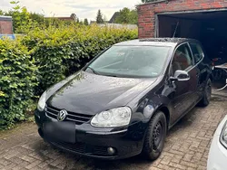 Schwarz Gebraucht 2006 VW Golf V Goal Kleinwagen | 2.999 €