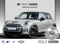 Moonwalk grey metallic Gebraucht 2022 Mini Cooper SE Classic Kleinwagen | 18.180 € (Fairer Preis)