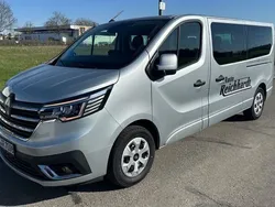 Highland grey Gebraucht 2025 Renault Trafic Life Van | 45.900 €