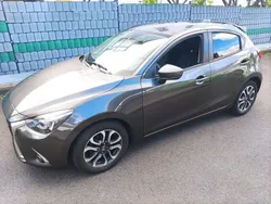 Matrix grau Gebraucht 2018 Mazda 2 Sports-Line Limousine | 11.980 € (Fairer Preis)