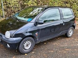 Schwarz Gebraucht 2000 Renault Twingo Kleinwagen | 1.399 € (Fairer Preis)