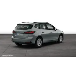 Skyscraper grau metallic Gebraucht 2023 BMW 225 Active Tourer Luxury Line Van / Kleinbus | 33.824 € (Fairer Preis)