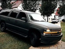 Grün Gebraucht 2004 Chevrolet Suburban SUV | 12.500 € (Teuer)