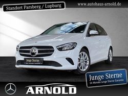 Weiß Gebraucht 2023 Mercedes 200 Progressive Limousine | 30.950 €