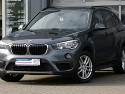 Grau Gebraucht 2016 BMW X1 Advantage SUV | 18.900 €
