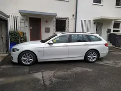 Weiß Gebraucht 2016 BMW 520 Performance Kombi | 15.800 € (Fairer Preis)