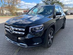 Schwarz Gebraucht 2022 Mercedes GLB200 SUV | 23.900 € (Fairer Preis)