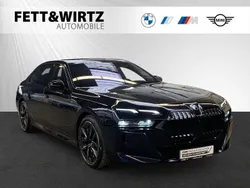 BMW 740