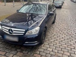 Blau Gebraucht 2012 Mercedes C200 Kombi | 12.200 € (Fairer Preis)