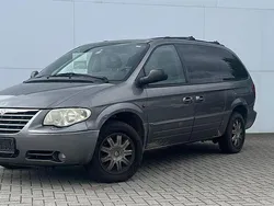 Grau Gebraucht 2006 Chrysler Grand Voyager Van / Kleinbus | 1.490 € (Guter Preis)