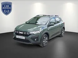 Grau (safarigrüngrau (grau)) Gebraucht 2025 Dacia Sandero Expression Kleinwagen | 18.985 € (Fairer Preis)
