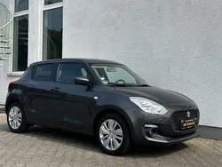 Grau Gebraucht 2017 Suzuki Swift Comfort Limousine | 12.290 € (Fairer Preis)