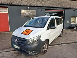 Weiß Gebraucht 2015 Mercedes Vito Van / Kleinbus | 12.699 € (Teuer)