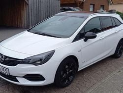 Weiß Gebraucht 2022 Opel Astra Design & Tech Kombi | 15.590 € (Superpreis)