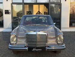 Beige Gebraucht 1970 Mercedes S280 Limousine | 24.490 €