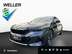 Black sapphire metallic (schwarz) Neu 2024 BMW i5 Comfort Edition Limousine | 73.850 € (Fairer Preis)