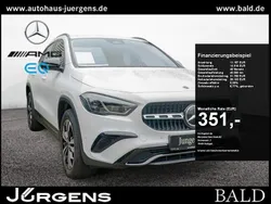 Weiss polarweiss Gebraucht 2024 Mercedes GLA200 Progressive SUV | 37.290 € (Guter Preis)
