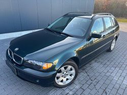 Grün Gebraucht 2002 BMW 318 Kombi | 2.650 € (Fairer Preis)