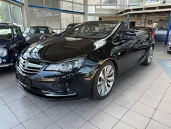 Schwarz Gebraucht 2016 Opel Cascada Innovation Cabrio | 12.950 € (Fairer Preis)