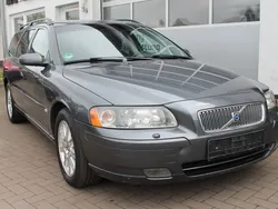 Grau Gebraucht 2005 Volvo V70 Momentum Kombi | 2.777 € (Guter Preis)