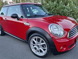Rot Gebraucht 2010 Mini ONE Kleinwagen | 6.250 € (Etwas zu teuer)