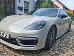 Grau Gebraucht 2021 Porsche Panamera 4 Limousine | 85.000 € (Teuer)