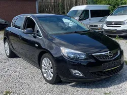 Saphirschwarz mineraleffekt Gebraucht 2011 Opel Astra Sport Limousine | 3.950 € (Superpreis)