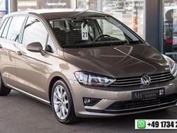 Gold Gebraucht 2016 VW Golf Sportsvan Van / Kleinbus | 12.990 € (Fairer Preis)