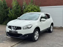 Weiß Gebraucht 2011 Nissan Qashqai SUV | 6.490 € (Guter Preis)